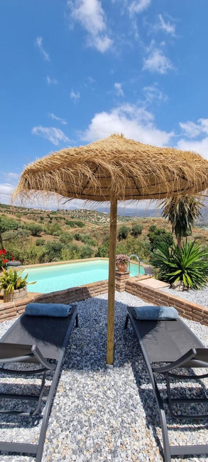 La Vista Vinuela Bed & Breakfast Exterior photo